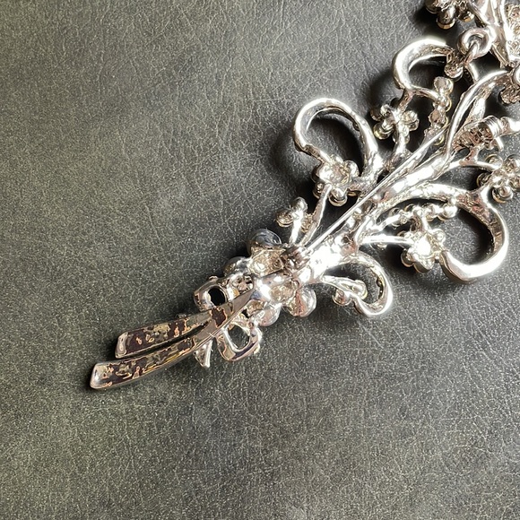 Vintage Brooch Bling Diamanté Leaf Floral Design - Costume Jewellery - Picture 11 of 16